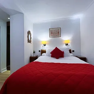 La Sanguine Otel Paris
