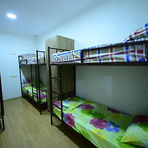 17 Only For Men Hostel Tiflis