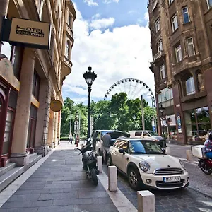 Sasone Otel Budapeşte